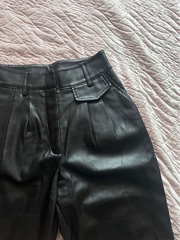 36 Beden siyah Renk Deri pantalon