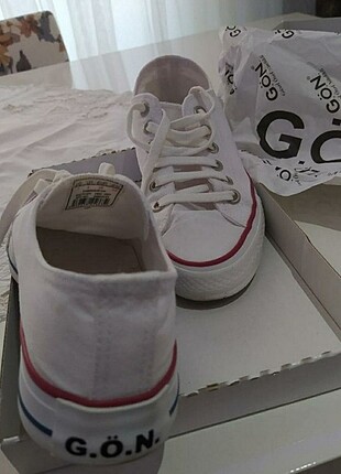 38 Beden beyaz Renk Gön Beyaz Converse