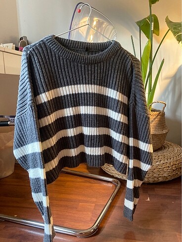 milla cizgili crop kazak