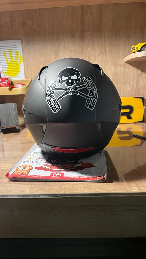 Gri Baskılı Kilitli Biker Motosiklet Kaskı - Görsel 4