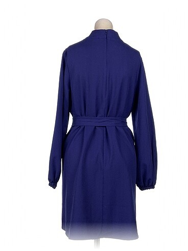 s Beden PreLoved Kısa Elbise %70 İndirimli.