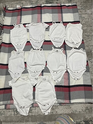 10 adet beyaz bebek zıbın
