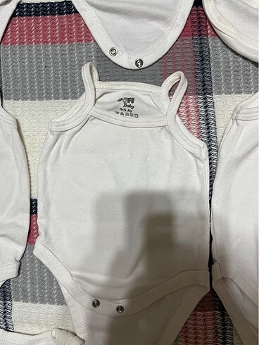 HelloBaby 10 adet beyaz bebek zıbın