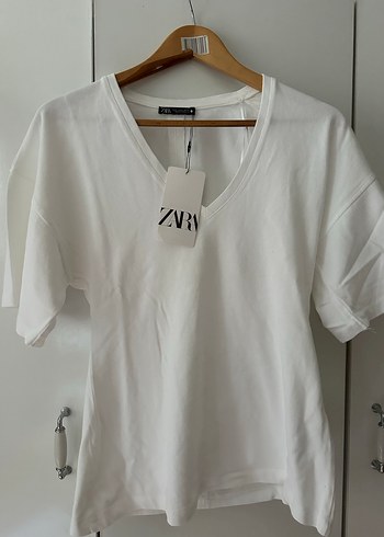 Zara etiketli beyaz tişört - Görsel 3