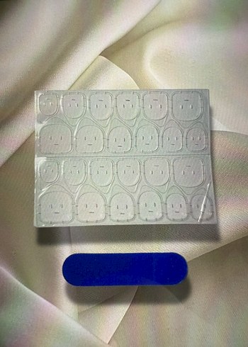 Renkli Desenli Tırnak Süsleri - Görsel 2