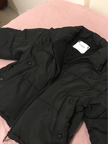 xs Beden Pull & bear dik yaka şişme mont