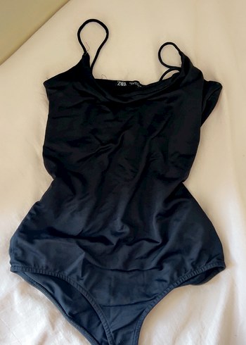 Siyah Fitilli Kolsuz Bodysuit