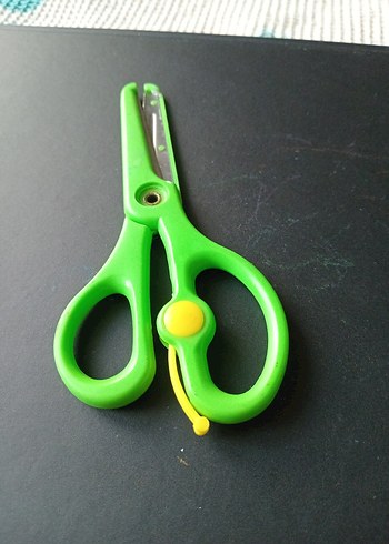 Renkli Yeşil Çocuk Makası - Görsel 3