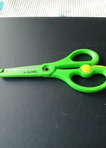 Renkli Yeşil Çocuk Makası - Görsel 2