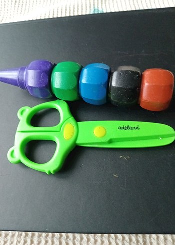 Renkli Okul Aktivite Malzemeleri - Görsel 2