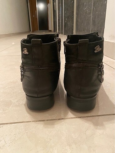 38 Beden bottt