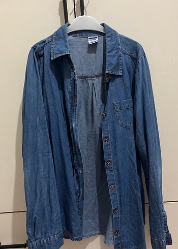 Düğmeli Mavi Denim Kadın Gömlek