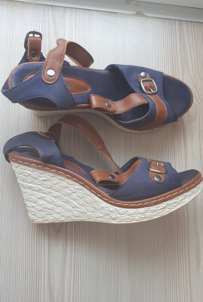 Mavi Süet Tokalı Dolgu Topuk Sandalet - Görsel 5