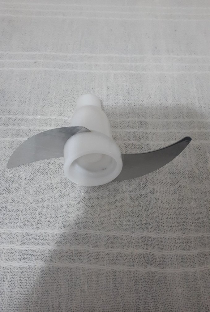 Beyaz Doğrayıcı Bıçak Parçası - Görsel 4