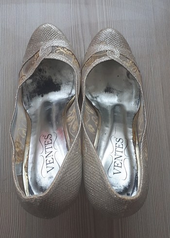 Beyaz Dantel Detaylı Dolgu Topuklu Kadın Ayakkabı - Görsel 4