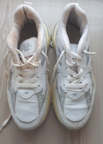 New Balance 38