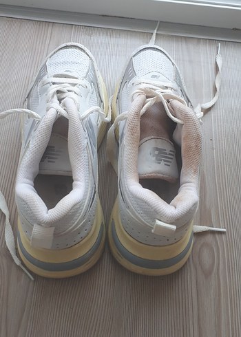 Beyaz Bağcıklı Kadın Spor Ayakkabı - Görsel 4