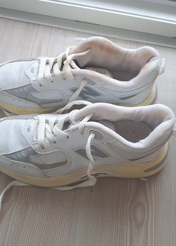 Beyaz Bağcıklı Kadın Spor Ayakkabı - Görsel 5