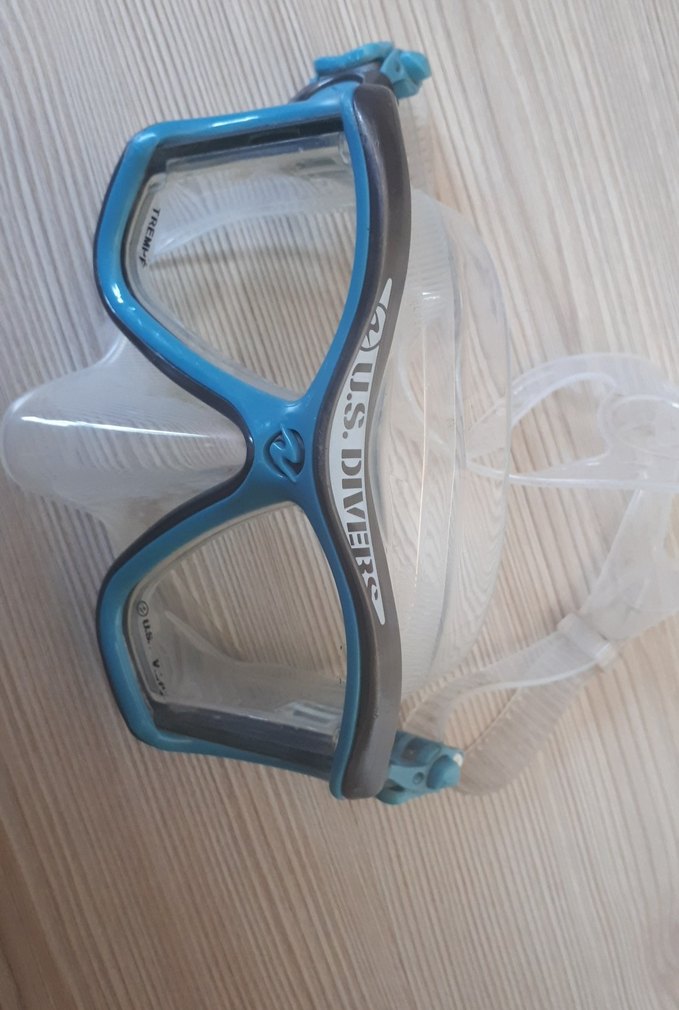 U.S. Divers Mavi Transparan Yüzücü Gözlüğü - Görsel 2