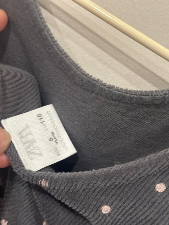 Gri Puantiyeli Kolsuz Kız Elbisesi - Görsel 2