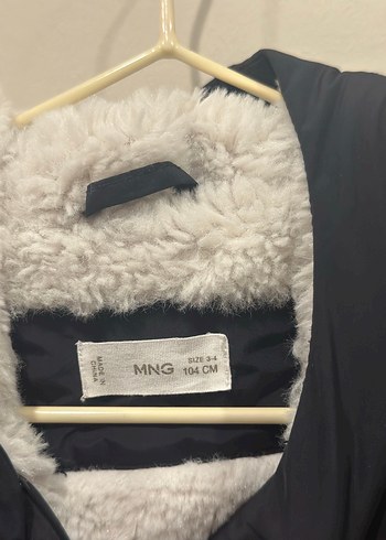 Kapüşonlu Düğmeli kız Çocuk Mont - Görsel 3