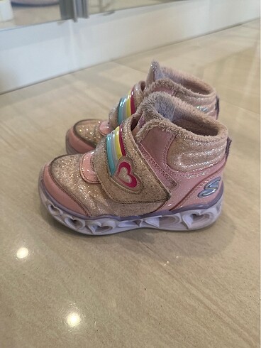 Skechers bot 24 numara 14 cm - Görsel 2