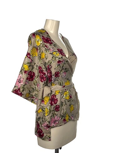 Zara Zara Bluz %70 İndirimli.