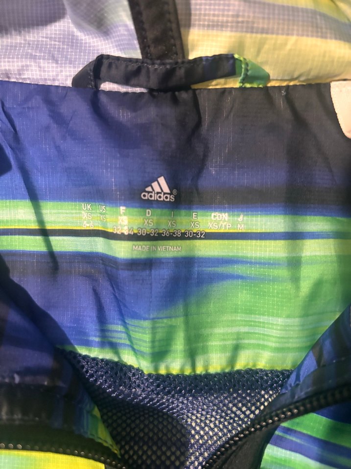 Adidas Kapüşonlu, Fermuarlı, Çok Renkli Kadın rüzgarlık - Görsel 2