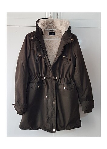 LC Waikiki Mont 