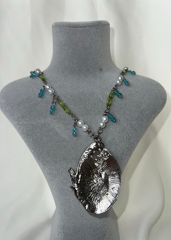 Yeşil Kelebek Desenli Boncuklu Mini Kolye - Görsel 3