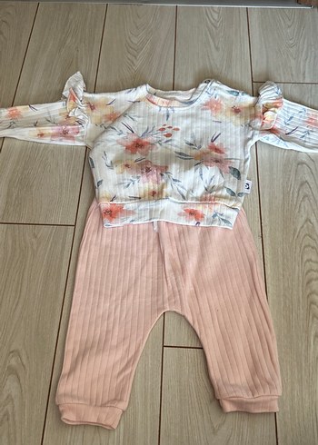 Pembe Piliseli Bebek Kız Takımı