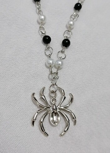 Killstar Spider örümcek inci kolye