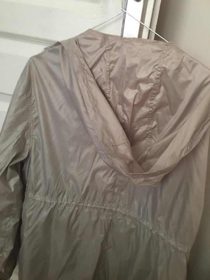 Bershka Bej Yağmurluk - Görsel 3