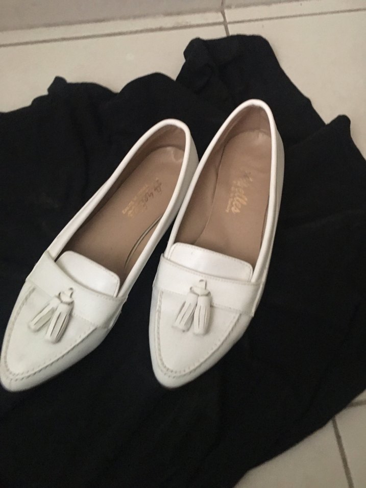 Beyaz Deri Püsküllü Dolgu Kadın Ayakkabı - Görsel 2