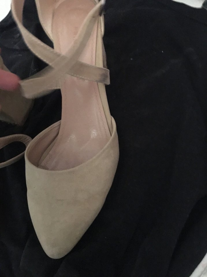 Krem Süet Tokalı Kadın Ayakkabı - Görsel 4