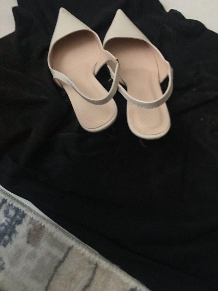 Krem İnce Topuklu Kadın Ayakkabı - Görsel 2