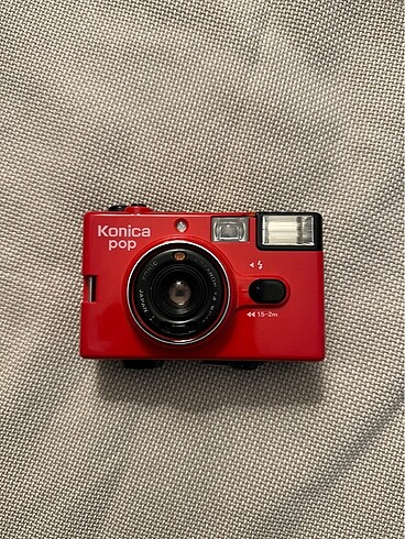 Konica Pop Analog Fotoğraf Makinesi Kırmızı
