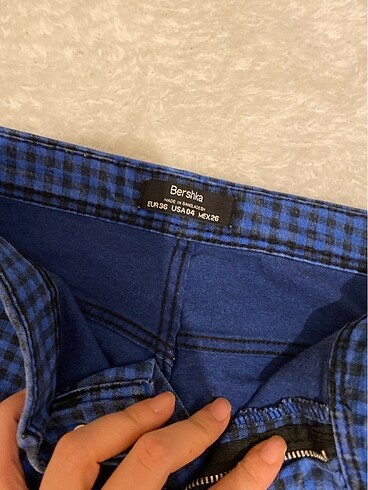 Bershka Temiz pantolon