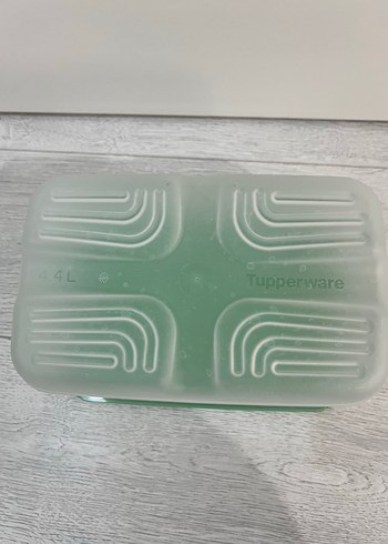 Beden yeşil Renk Tupperware Sera Serisi 4.4Lt Meyve Sebze Saklama Kabı