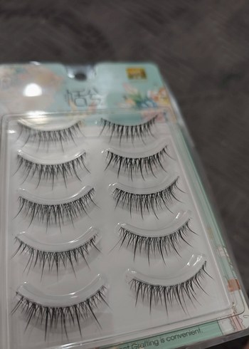 iDoğal Görünümlü Takma Kirpik - Görsel 4