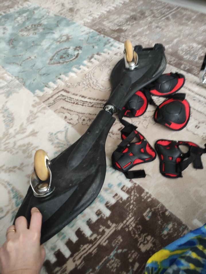 Yeşil Desenli Kaykay ve Koruyucu Seti - Görsel 5