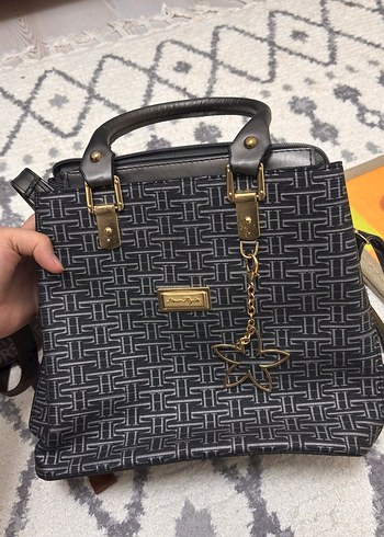 Gri Yılan Desenli Deri Kadın Çanta sıfırdır hiç kullanılmadı - Görsel 4