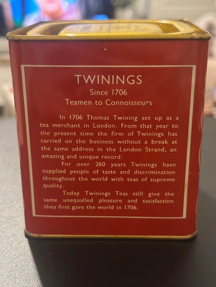 Twinings English Breakfast Çay Teneke Kutusu - Görsel 2