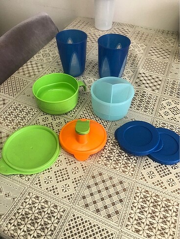  Beden Tupperware mama taşıma kapları