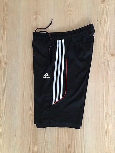 Orijinal Adidas şort xs