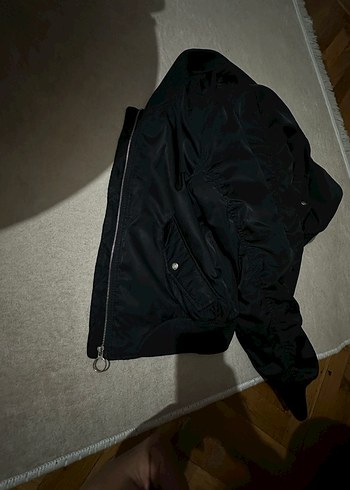 m Beden Pull & Bear Siyah Hafif Bomber Ceket
