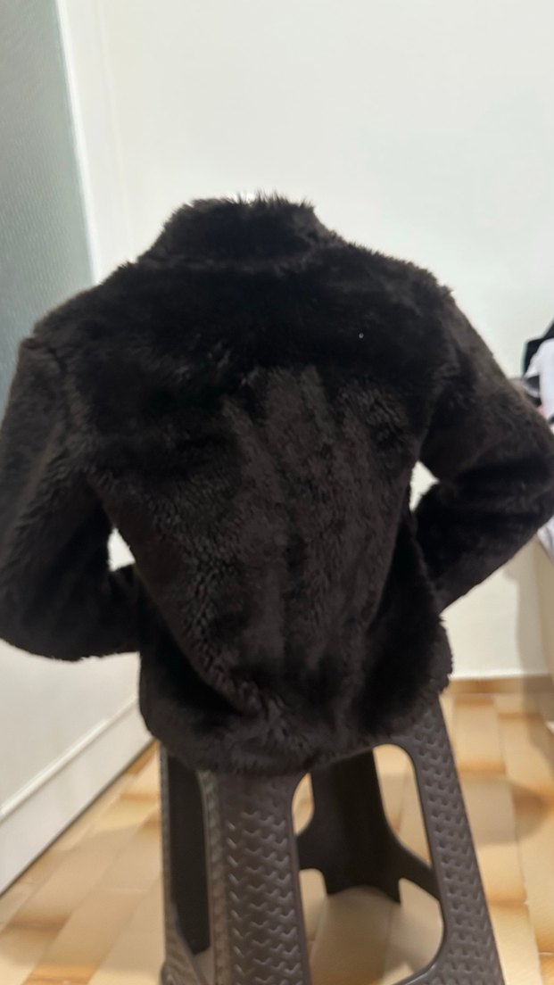 Kürk Detaylı Siyah Mini Kadın Ceket - Görsel 2