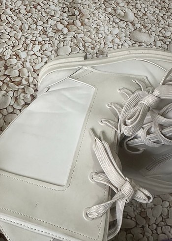 Beyaz Bağcıklı Platform Topuklu Kadın Bot - Görsel 7