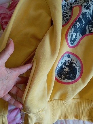 xl Beden sarı Renk sari tisort 