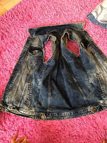DSquared2 Kot yelek?
